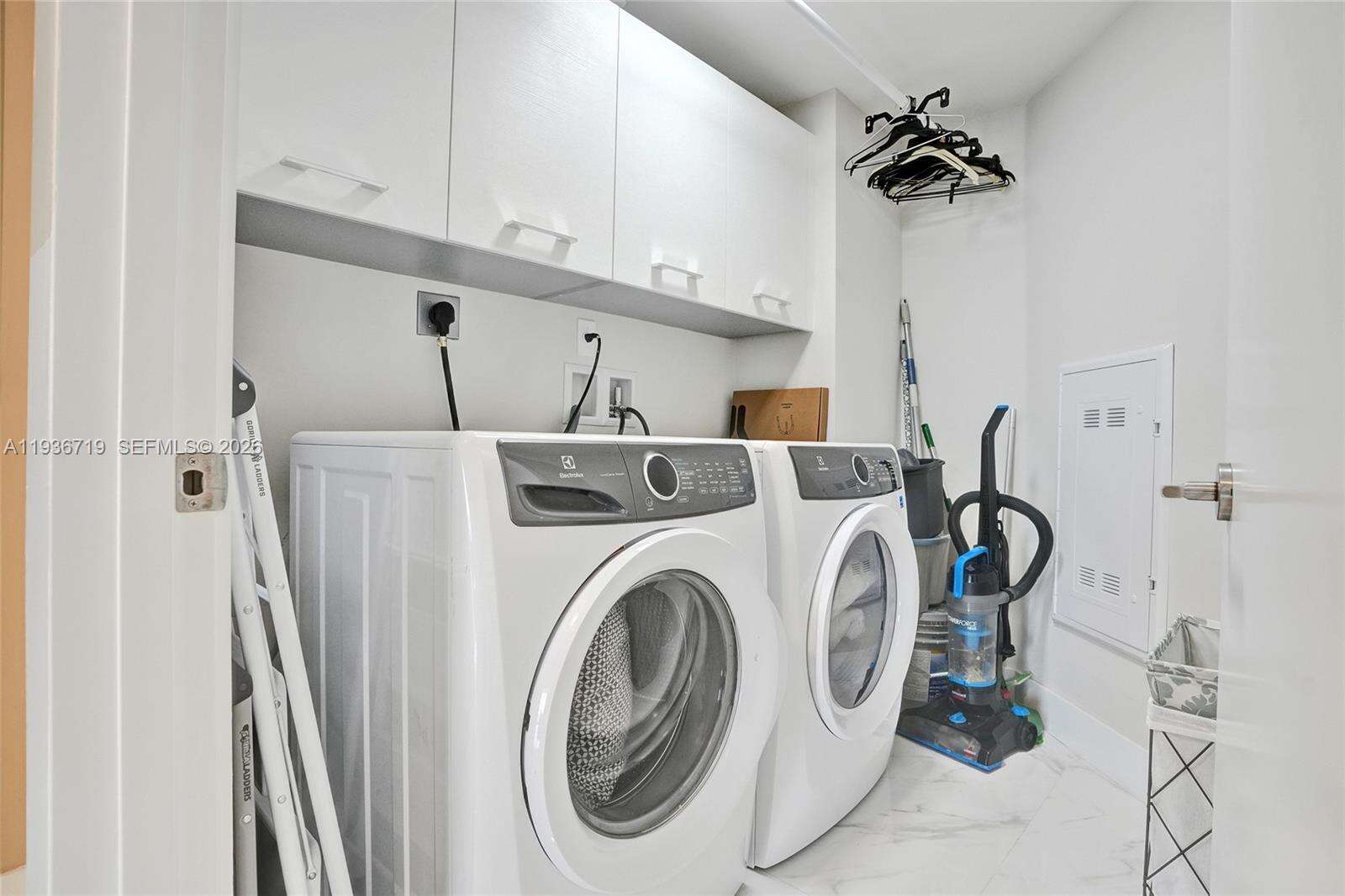 PARQUE TOWERS - 300 Sunny Isles Blvd, Sunny Isles Beach, FL 33160 | Picture 30