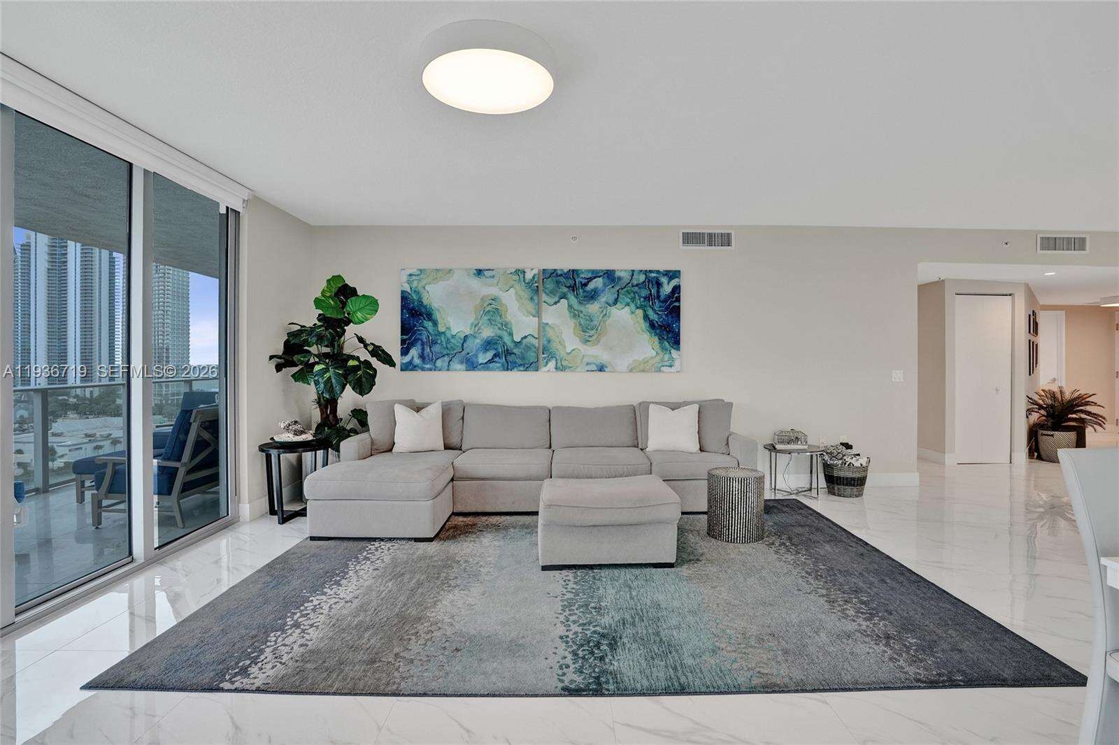 PARQUE TOWERS - 300 Sunny Isles Blvd, Sunny Isles Beach, FL 33160 | Picture 5