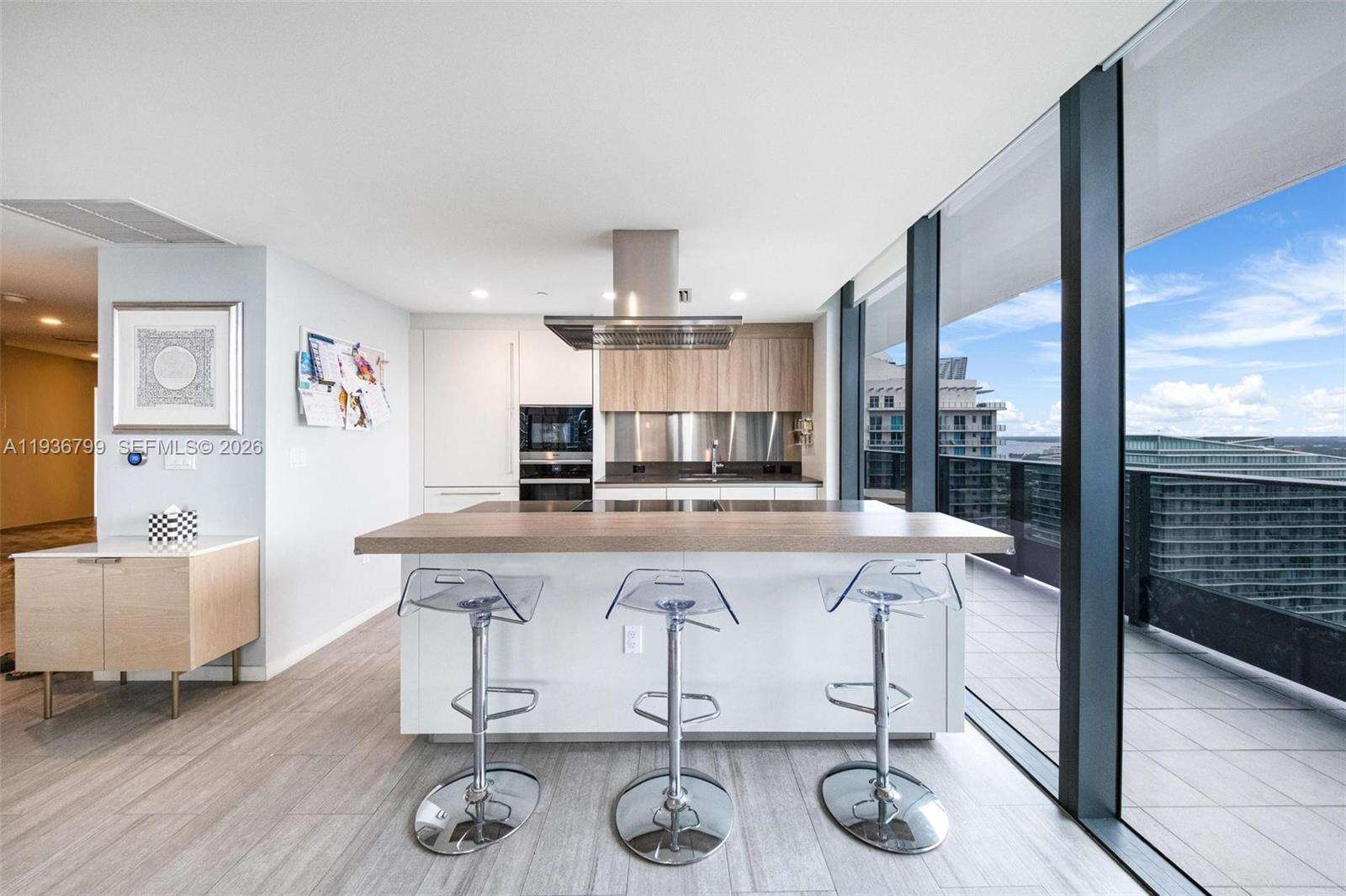 BRICKELL FLATIRON - 1000 Brickell Plz, Miami, FL 33131 | Picture 5