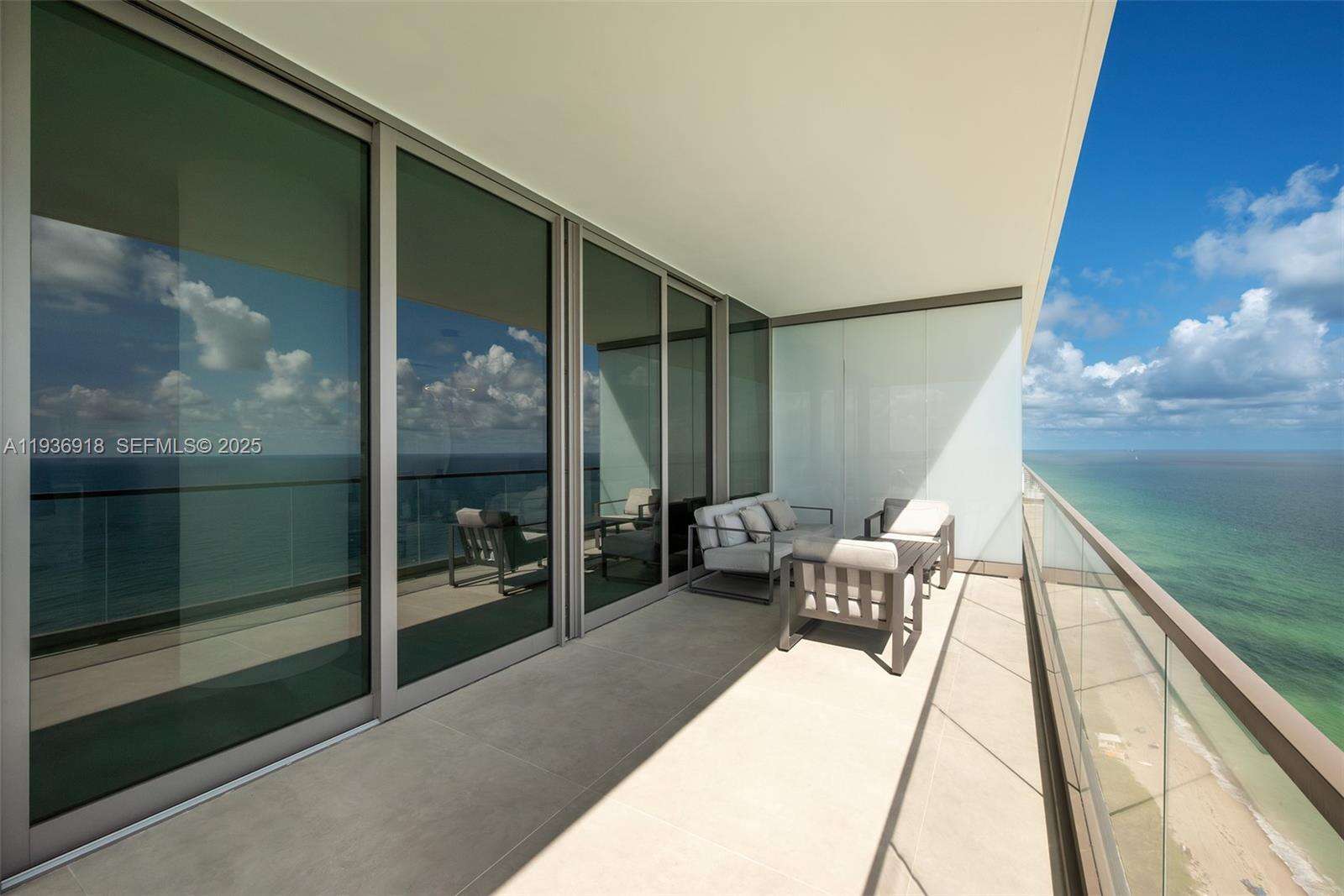 2000 OCEAN - 2000 Ocean Dr, Hallandale Beach, FL 33009 | Picture 19