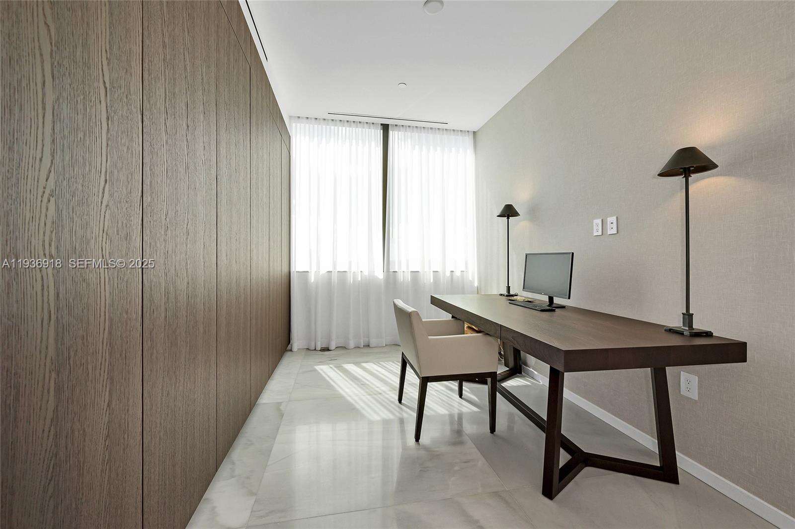 2000 OCEAN - 2000 Ocean Dr, Hallandale Beach, FL 33009 | Picture 21