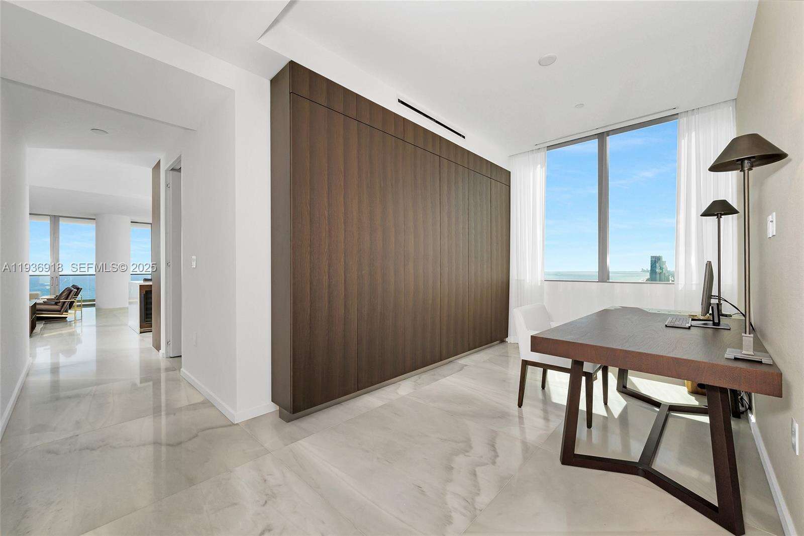 2000 OCEAN - 2000 Ocean Dr, Hallandale Beach, FL 33009 | Picture 22