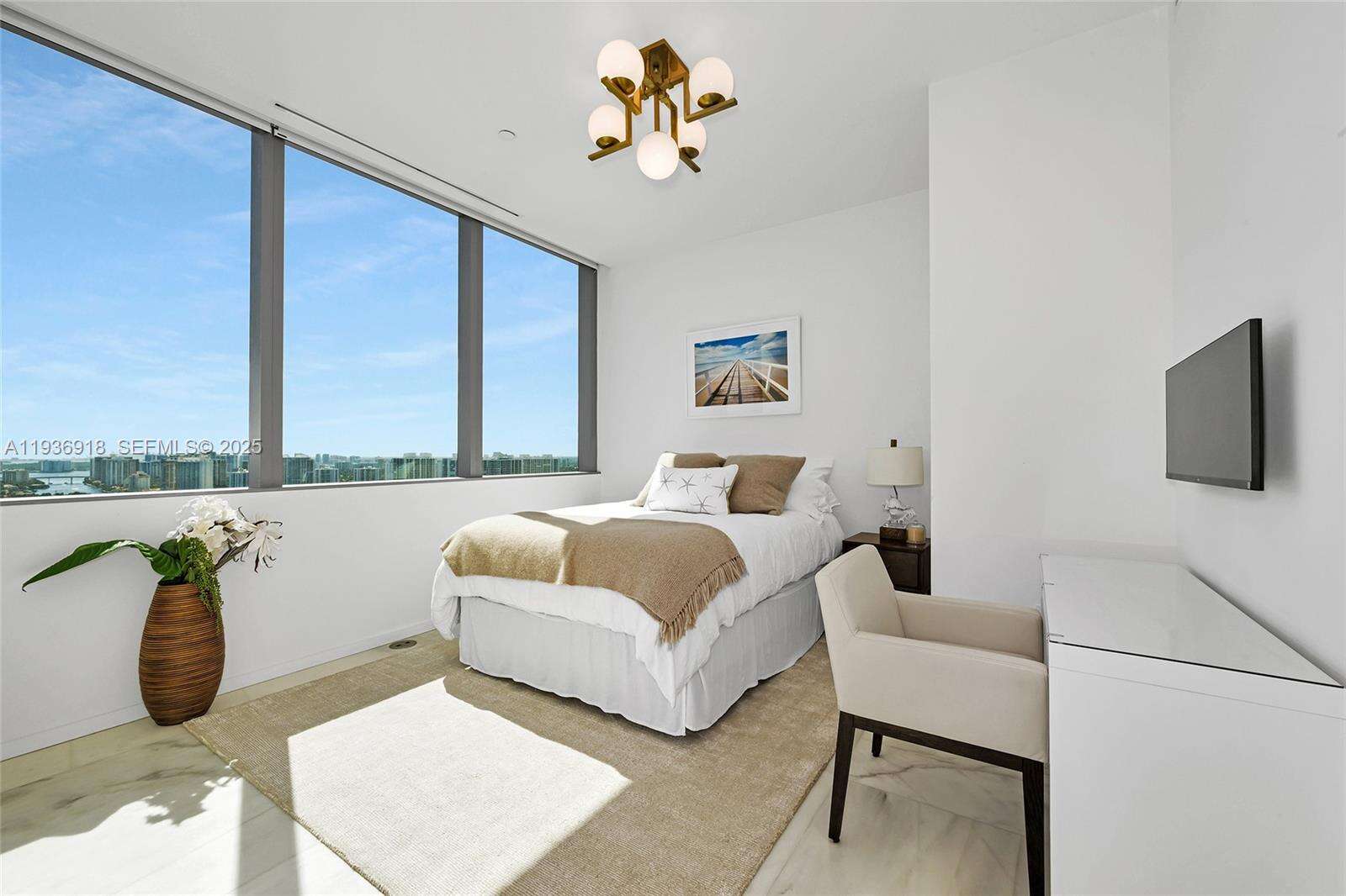 2000 OCEAN - 2000 Ocean Dr, Hallandale Beach, FL 33009 | Picture 28