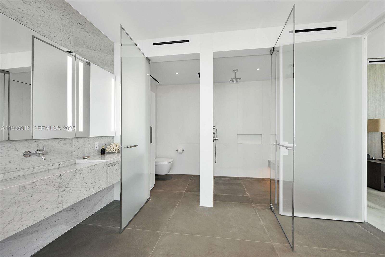 2000 OCEAN - 2000 Ocean Dr, Hallandale Beach, FL 33009 | Picture 37