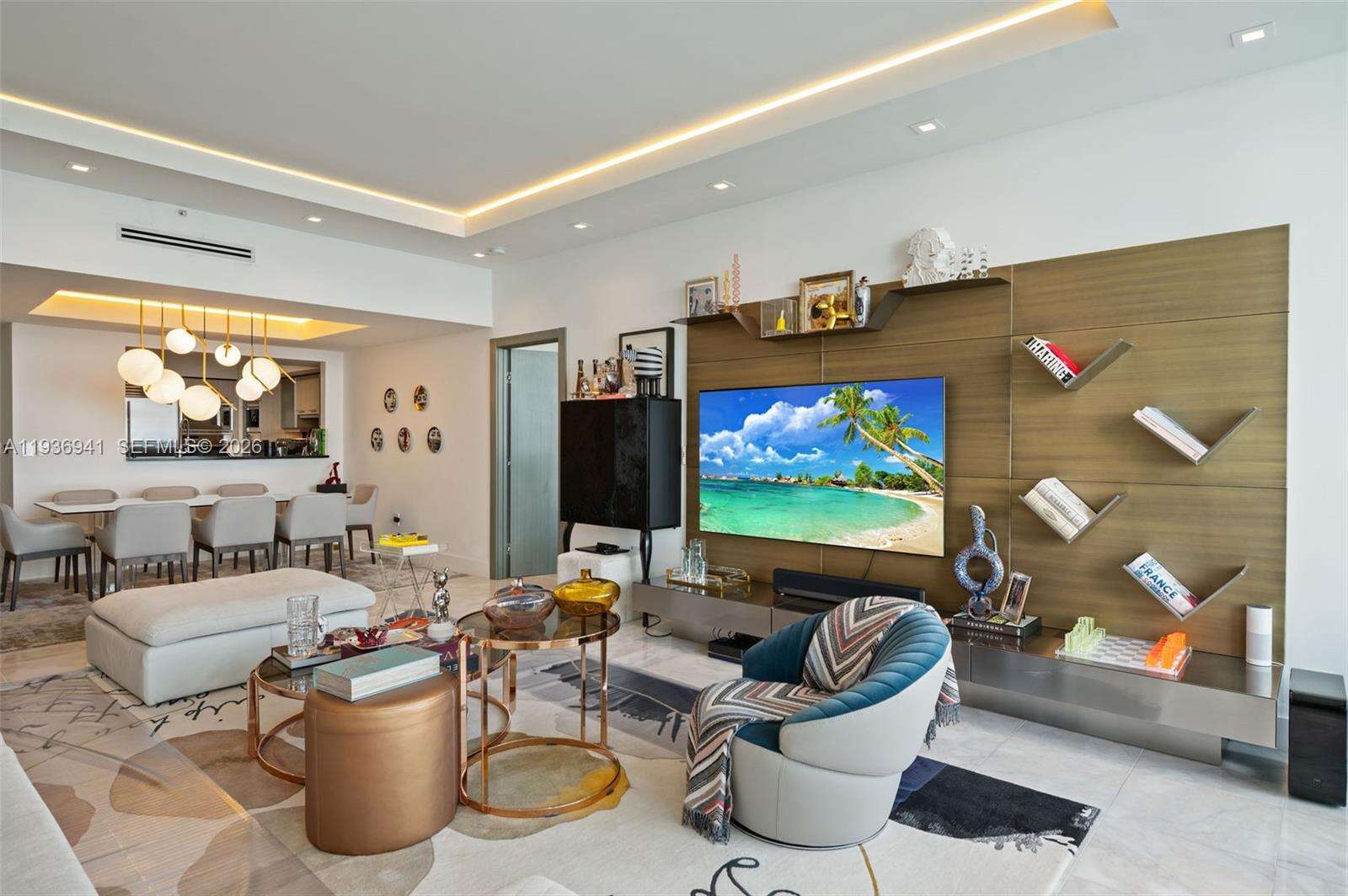 JADE RESIDENCES AT BRICKELL BAY - 1331 Brickell Bay Dr, Miami, FL 33131 | Picture 3