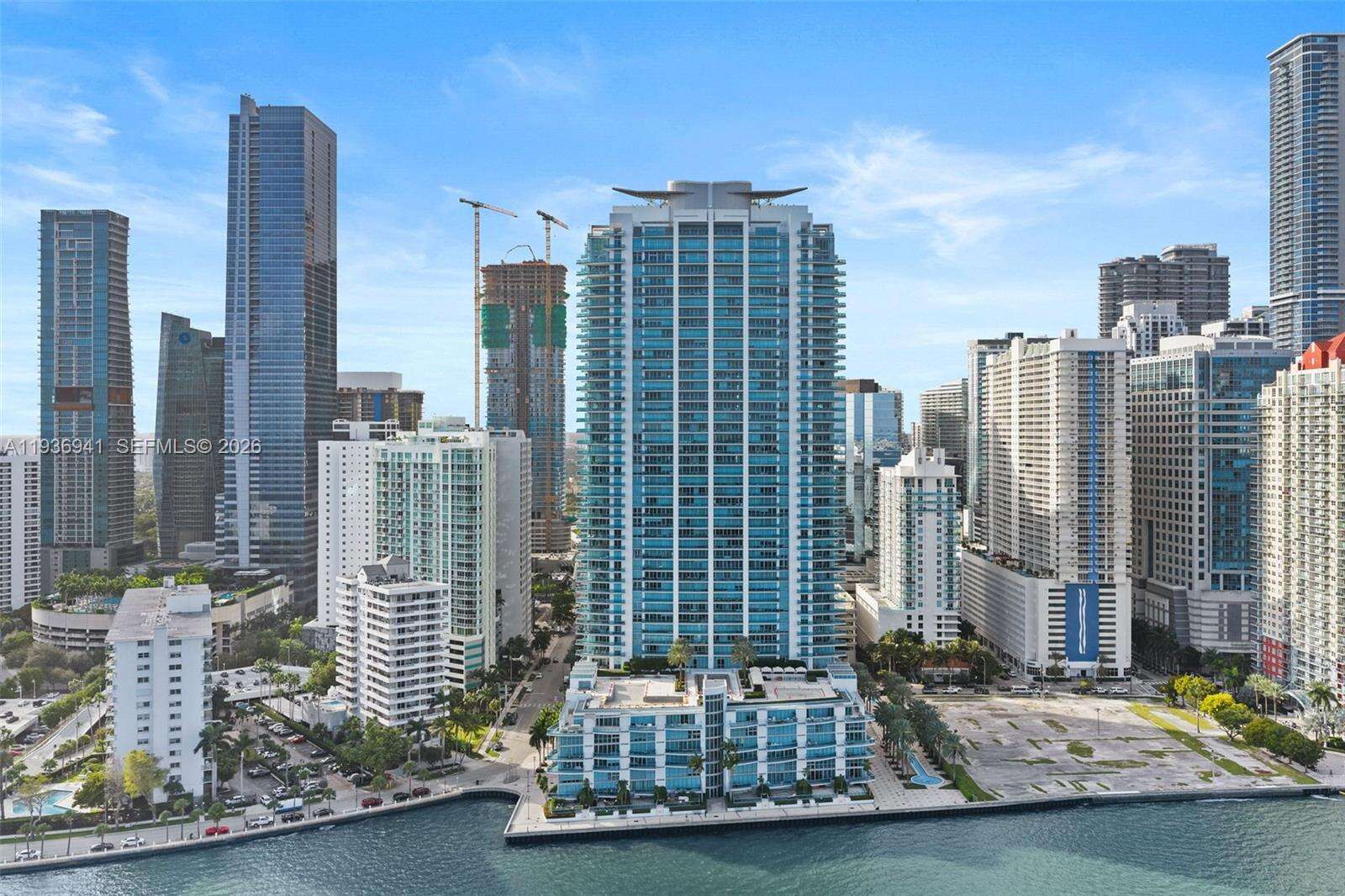 JADE RESIDENCES AT BRICKELL BAY - 1331 Brickell Bay Dr, Miami, FL 33131 | Picture 26