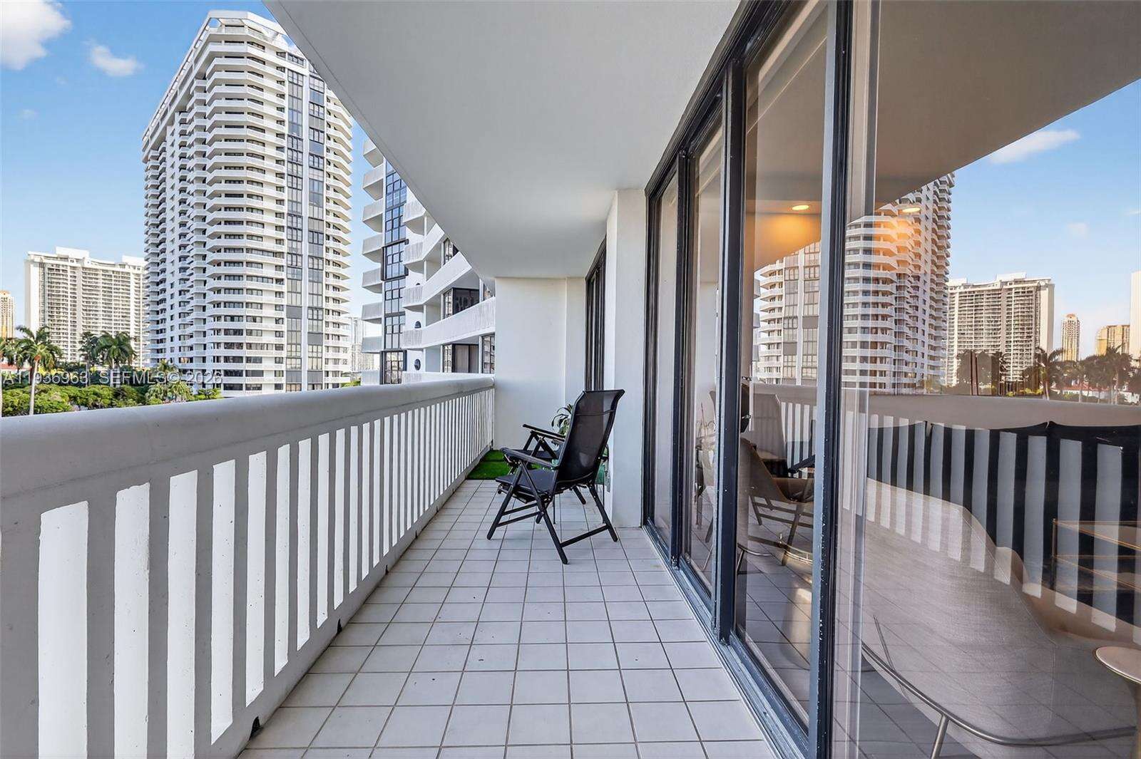 1000 Williams Island at 1000 Island Blvd, Aventura, FL 33160 - For Sale photo 14