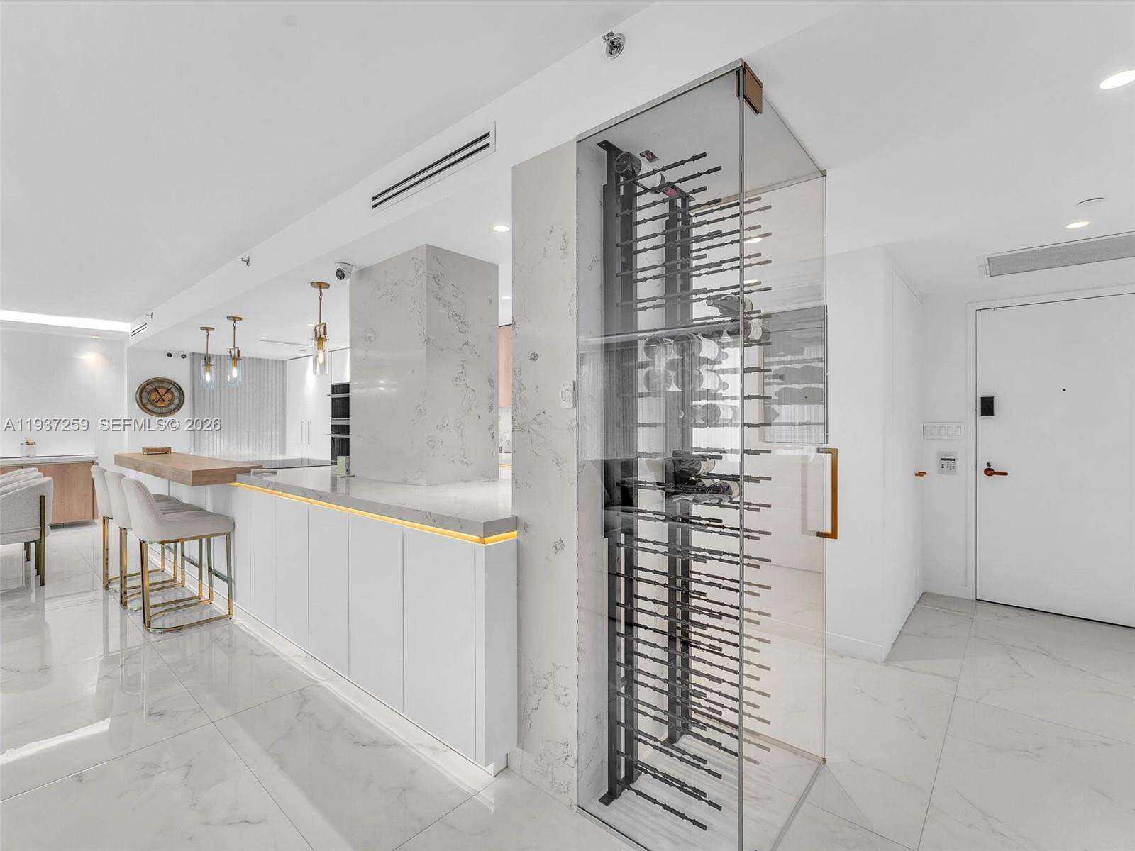 TURNBERRY ISLE - 19707 Turnberry Way, Aventura, FL 33180 | Picture 12