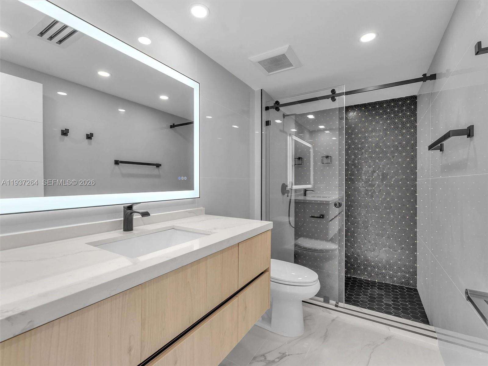 TURNBERRY ISLE - 19707 Turnberry Way, Aventura, FL 33180 | Picture 20