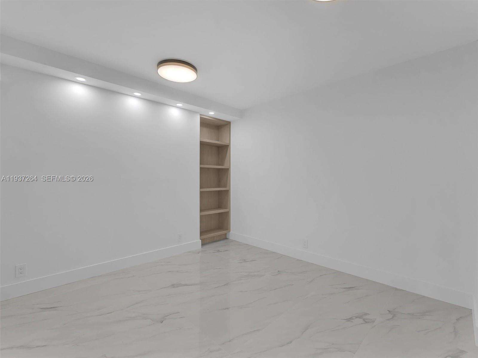 TURNBERRY ISLE - 19707 Turnberry Way, Aventura, FL 33180 | Picture 21