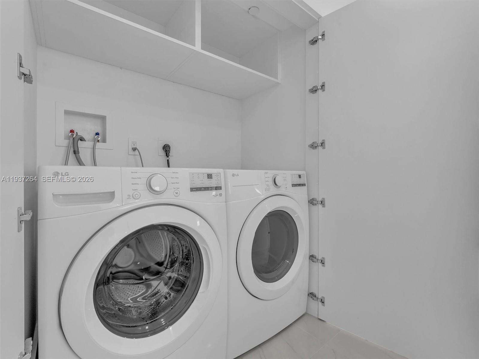 TURNBERRY ISLE - 19707 Turnberry Way, Aventura, FL 33180 | Picture 24