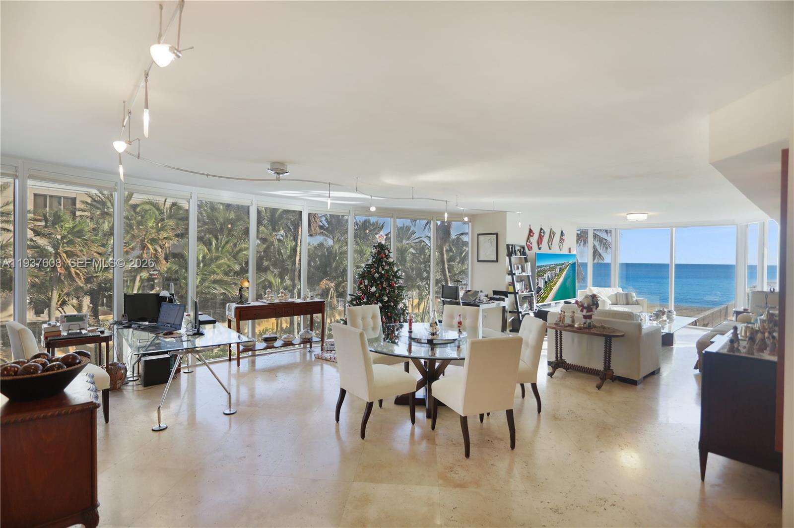 THE PINNACLE - 17555 Collins Ave, Sunny Isles Beach, FL 33160 | Picture 3