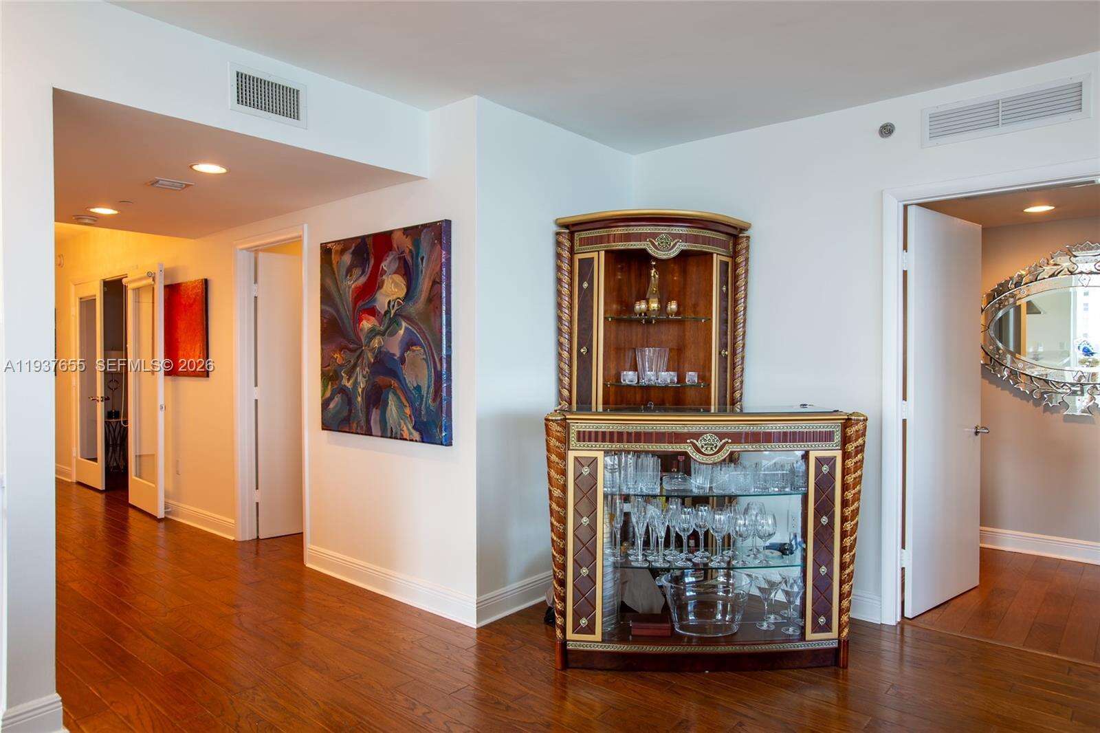 THE BEACH CLUB - 1850 Ocean Dr, Hallandale Beach, FL 33009 | Picture 12