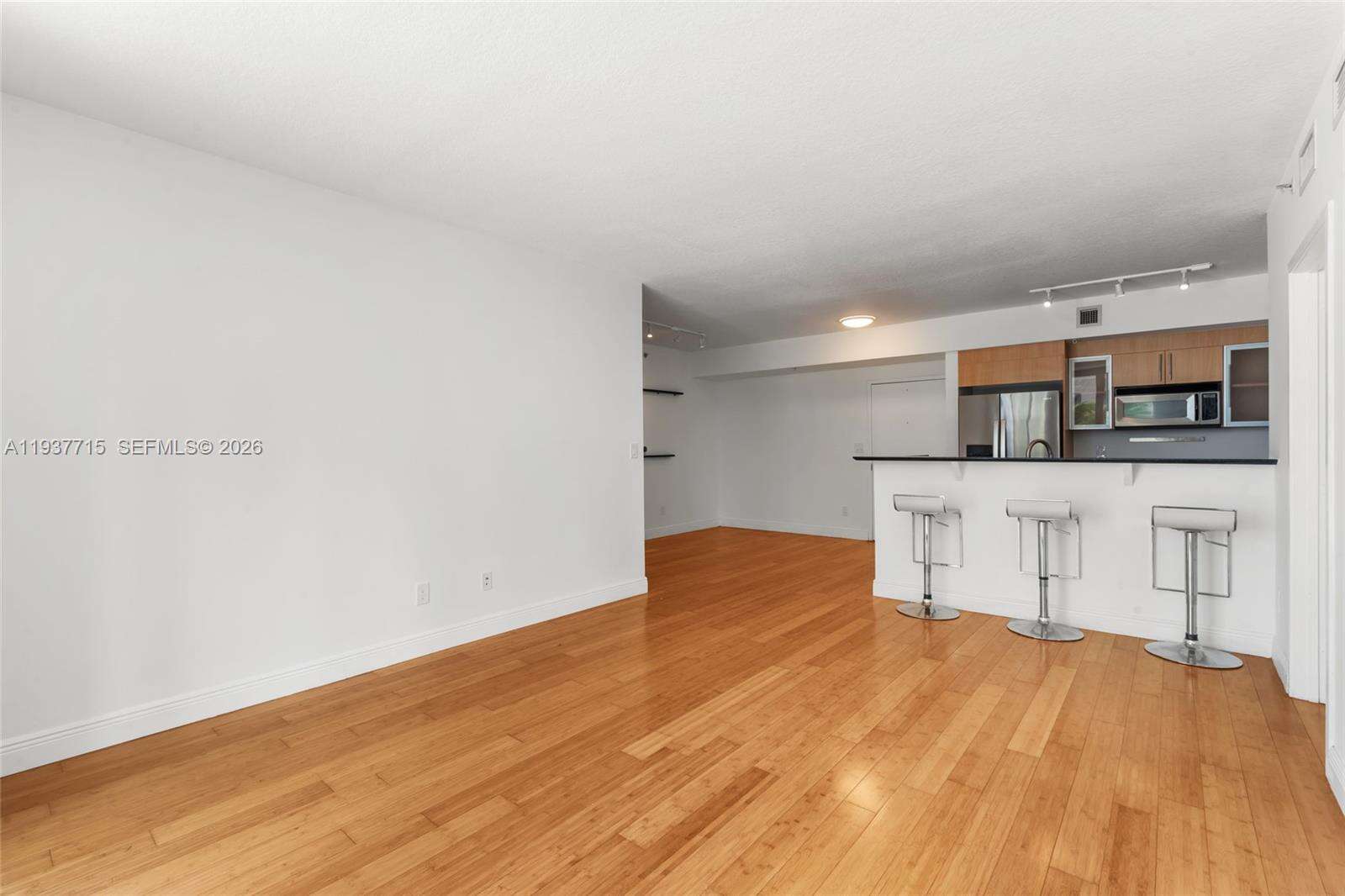 One Miami East at 335 Biscayne Blvd, Miami, FL 33131 - For Sale photo 12