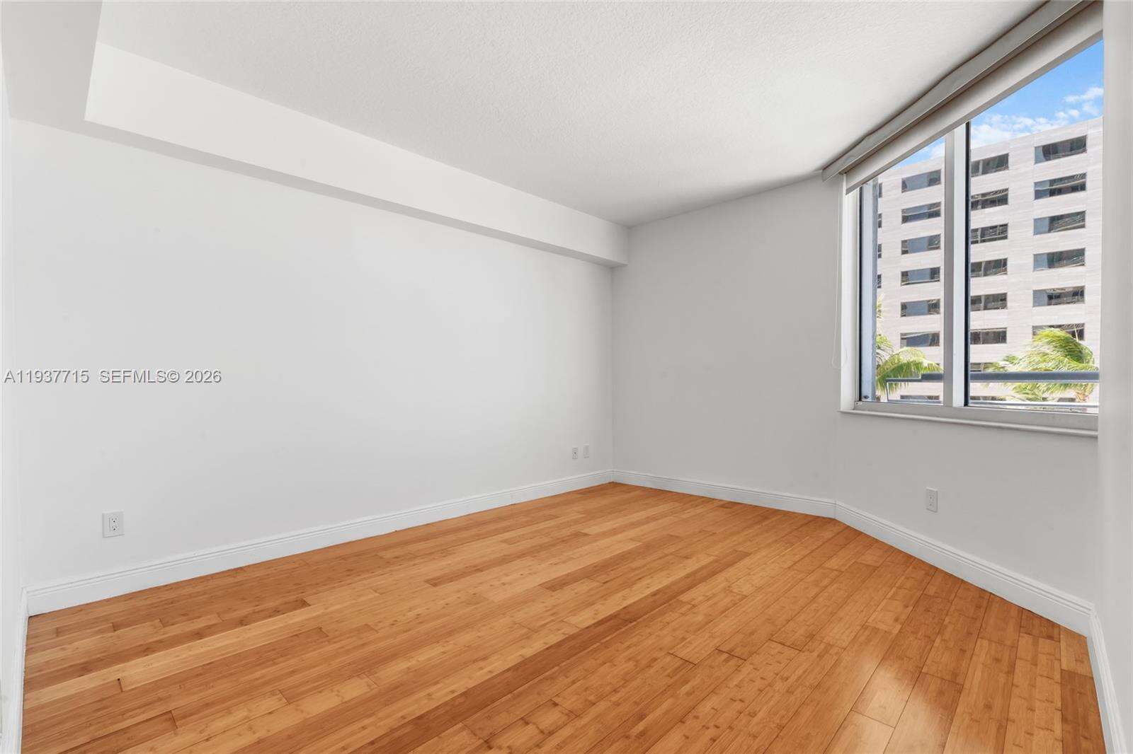 One Miami East at 335 Biscayne Blvd, Miami, FL 33131 - For Sale photo 16