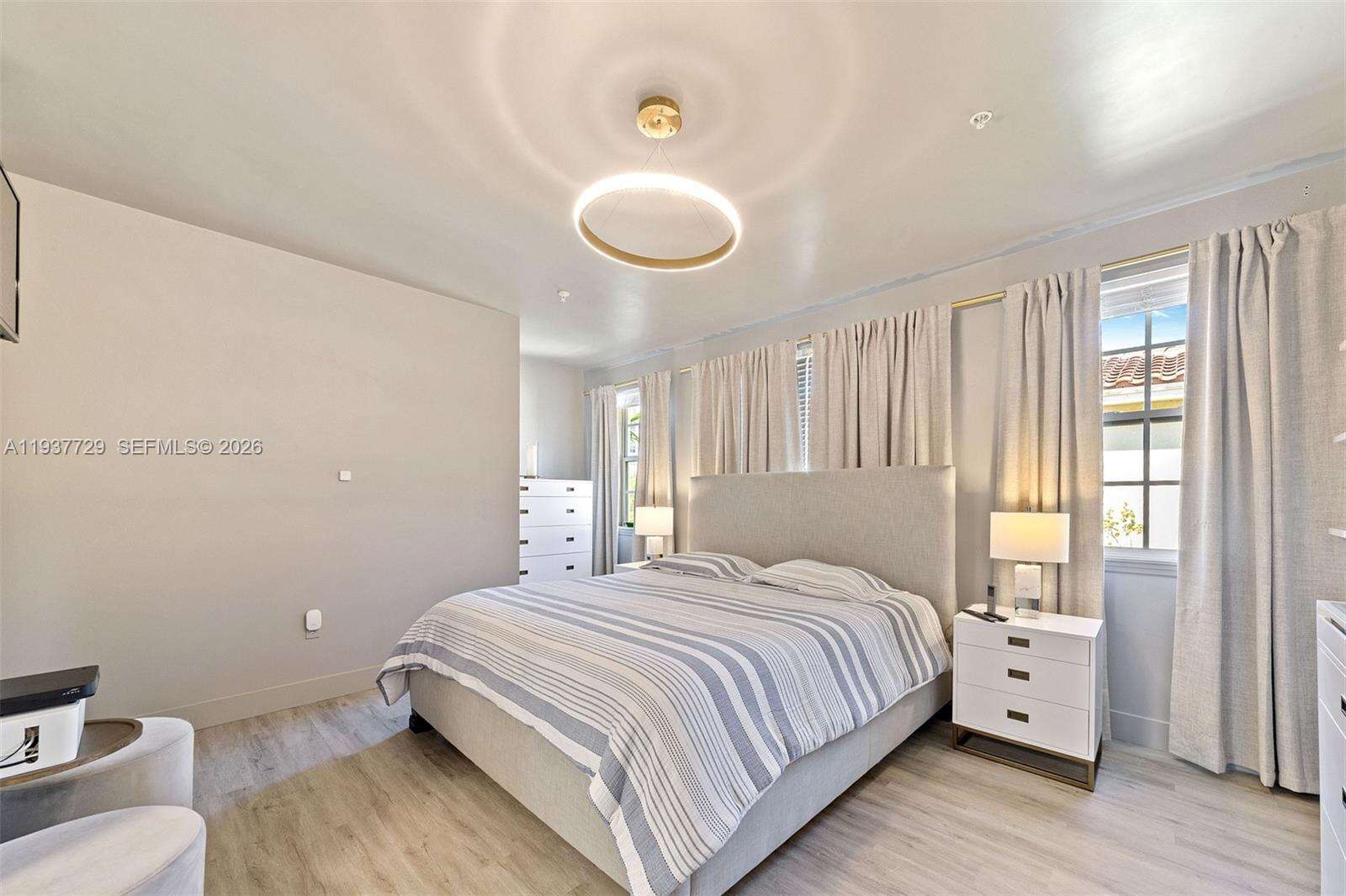 2080 Ocean Drive at 2067 Ocean Dr, Hallandale Beach, FL 33009 - For Sale photo 13