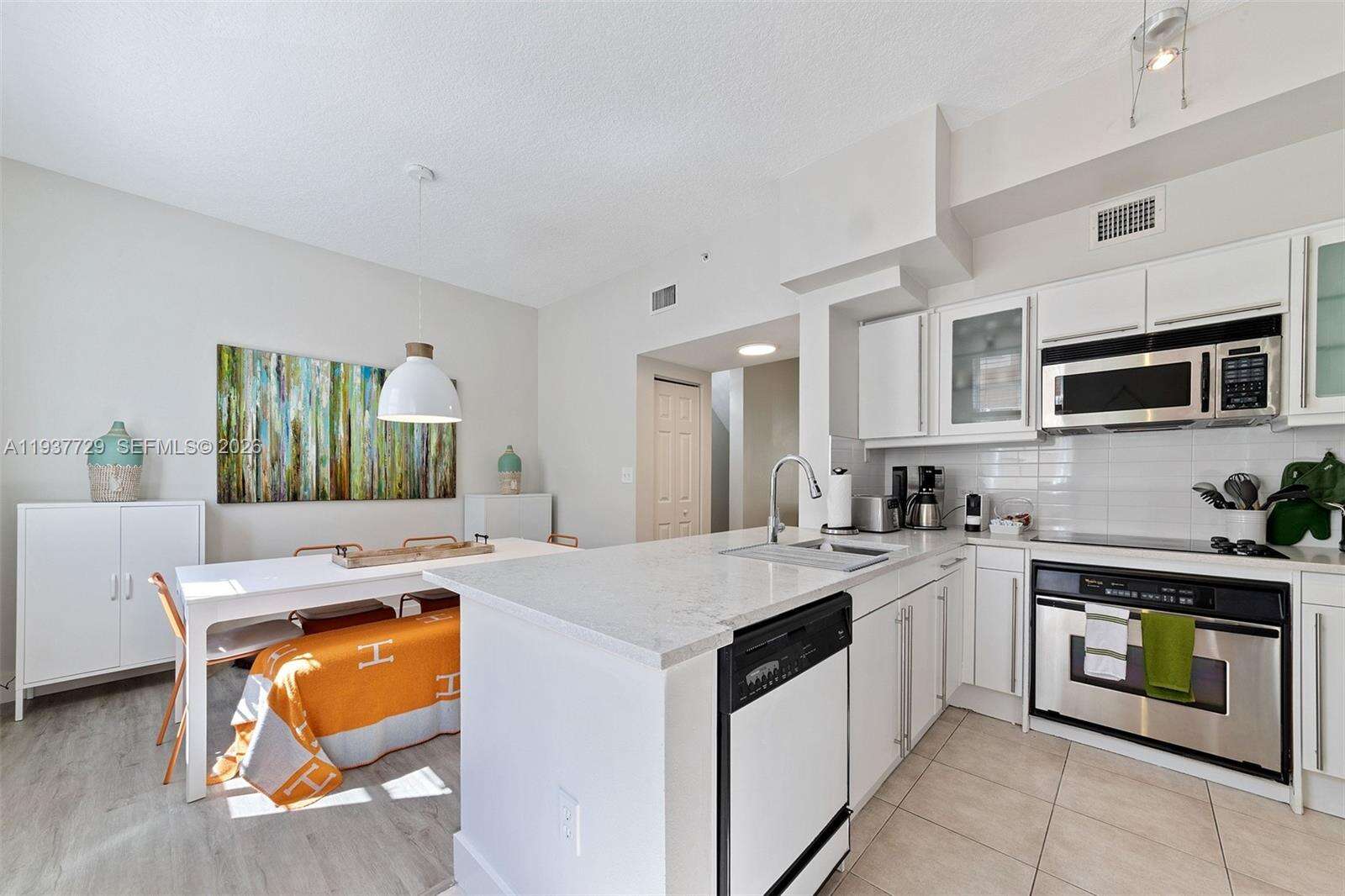 2080 Ocean Drive at 2067 Ocean Dr, Hallandale Beach, FL 33009 - For Sale photo 8