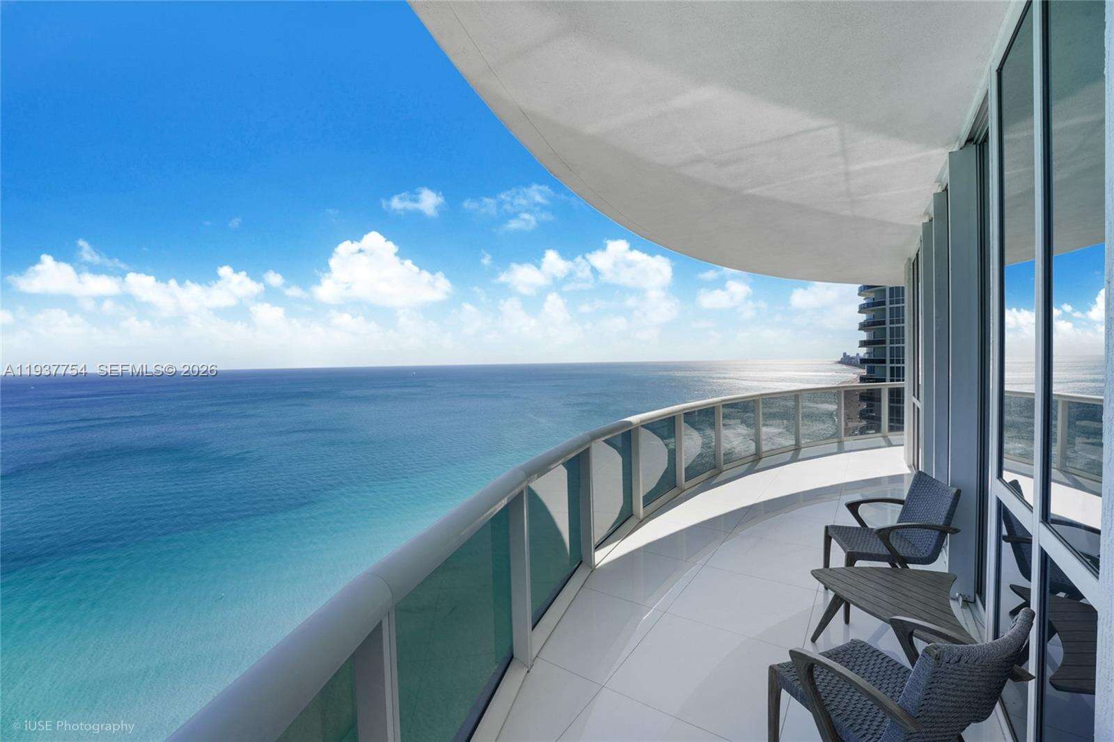 TDR TOWER II - 15901 Collins Ave, Sunny Isles Beach, FL 33160 | Picture 1