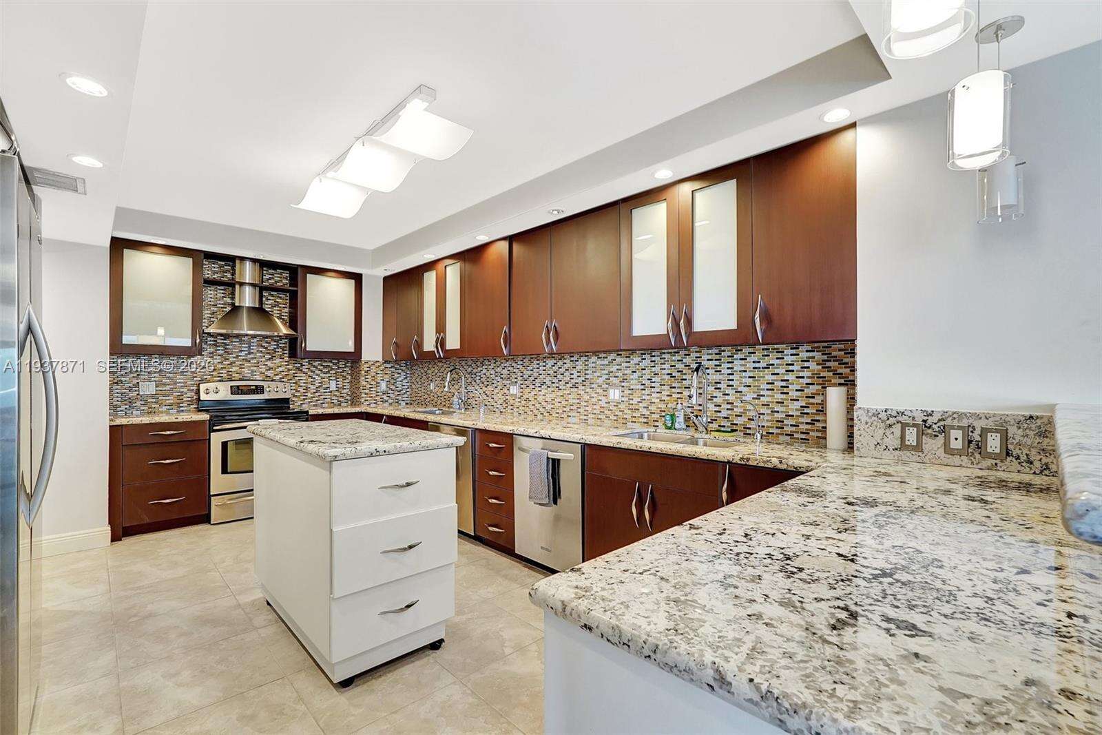 BALMORAL - 9801 Collins Ave, Bal Harbour, FL 33154 | Picture 17