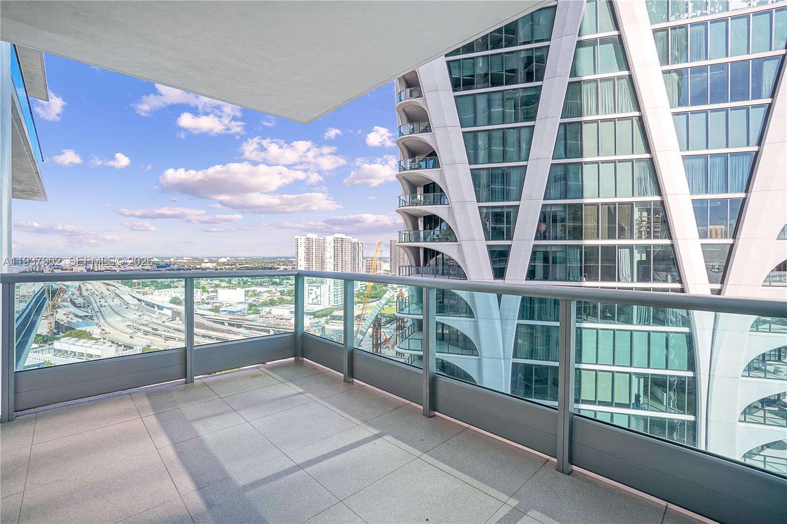900 Biscayne at 900 Biscayne Blvd, Miami, FL 33132 - For Sale photo 16