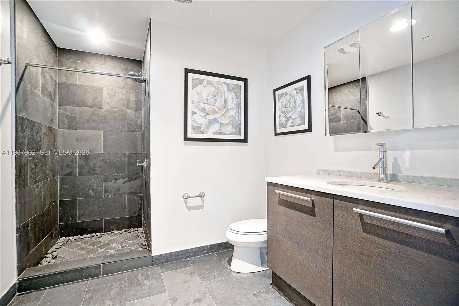 900 Biscayne at 900 Biscayne Blvd, Miami, FL 33132 - For Sale photo 9