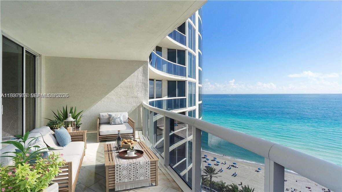 OCEAN FOUR - 17201 Collins Ave, Sunny Isles Beach, FL 33160 | Picture 9