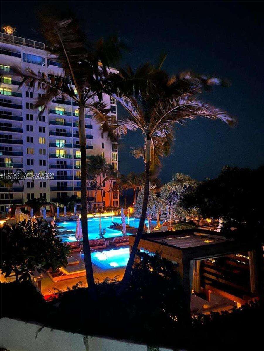 Roney Palace at 2301 Collins Ave, Miami Beach, FL 33139 - For Sale photo 3