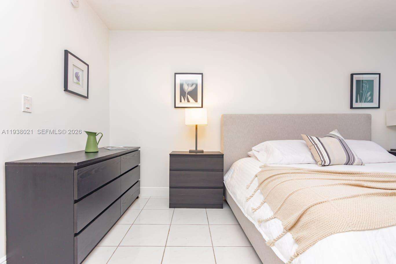 Roney Palace at 2301 Collins Ave, Miami Beach, FL 33139 - For Sale photo 9