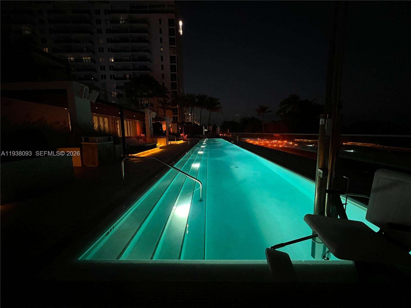 RONEY PALACE - 2301 Collins Ave, Miami Beach, FL 33139 | Picture 2