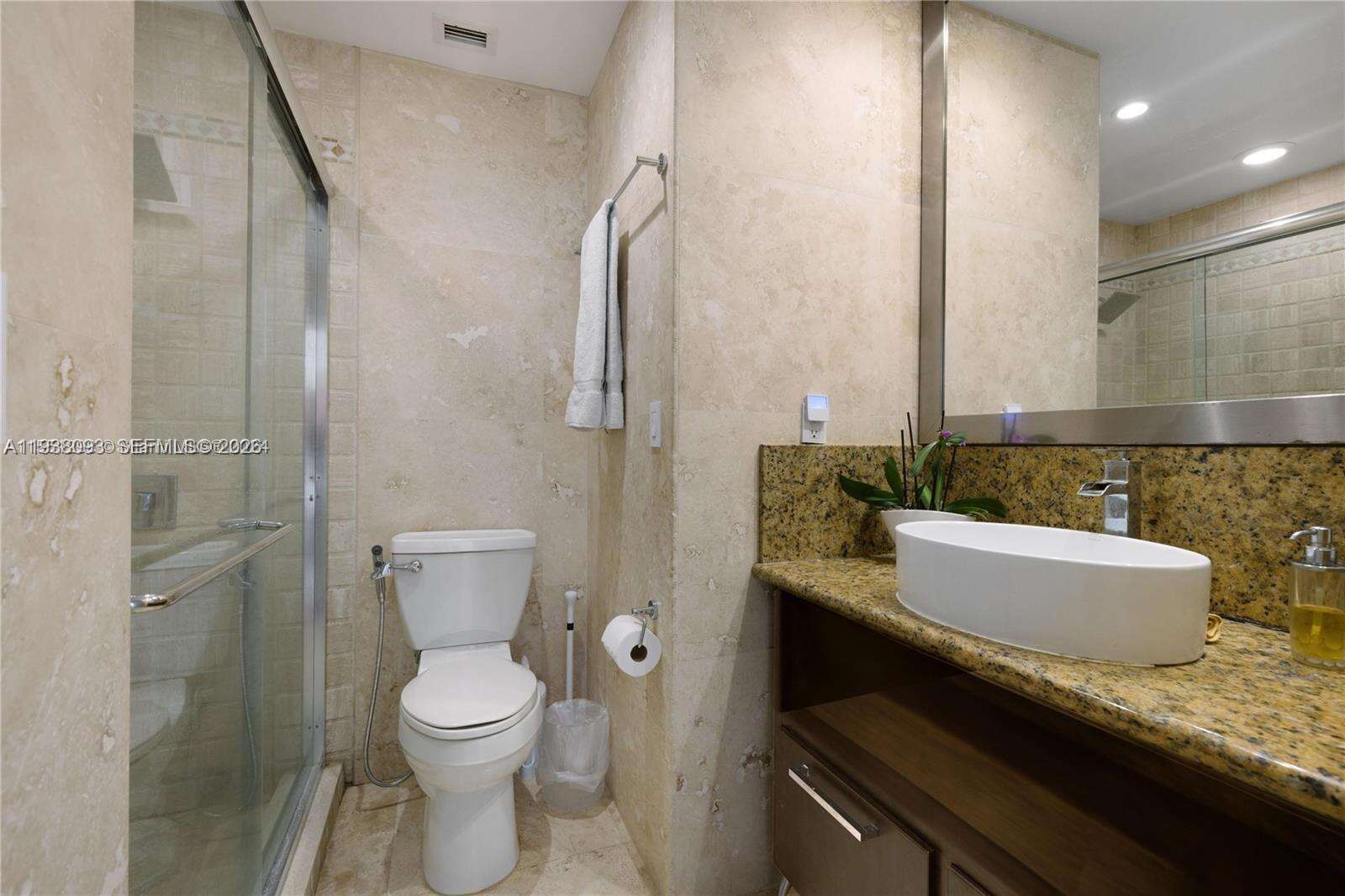 RONEY PALACE - 2301 Collins Ave, Miami Beach, FL 33139 | Picture 31