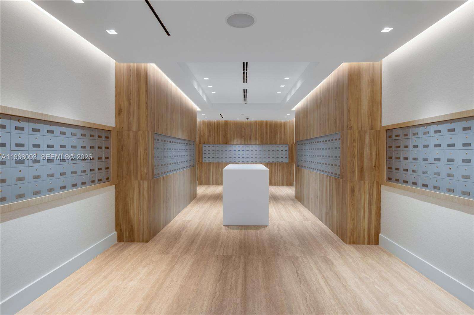 RONEY PALACE - 2301 Collins Ave, Miami Beach, FL 33139 | Picture 50