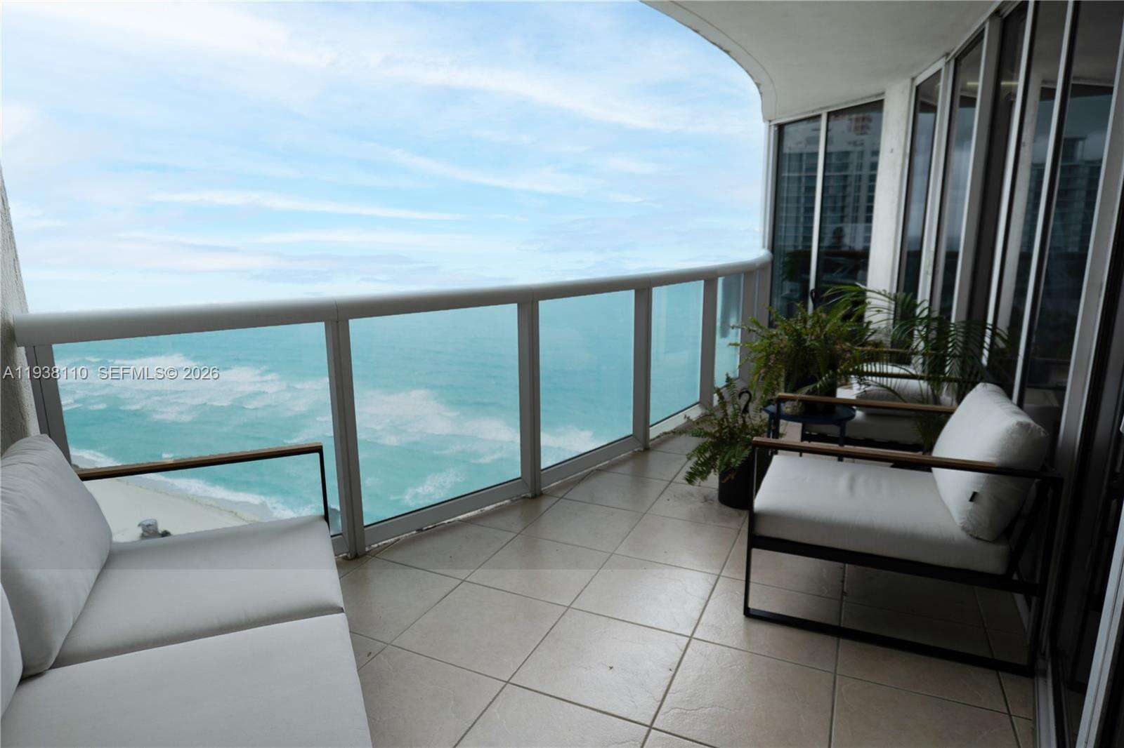OCEAN FOUR - 17201 Collins Ave, Sunny Isles Beach, FL 33160 | Picture 16