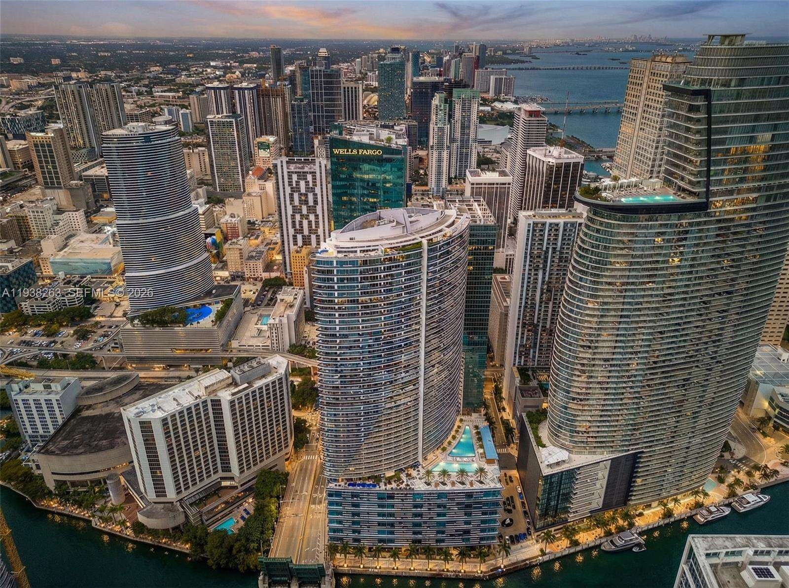 Epic Residences at 200 Biscayne Blvd Way, Miami, FL 33131 - For Sale photo 27