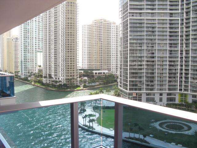 EPIC WEST - 200 Biscayne Blvd Way, Miami, FL 33131 | Picture 1