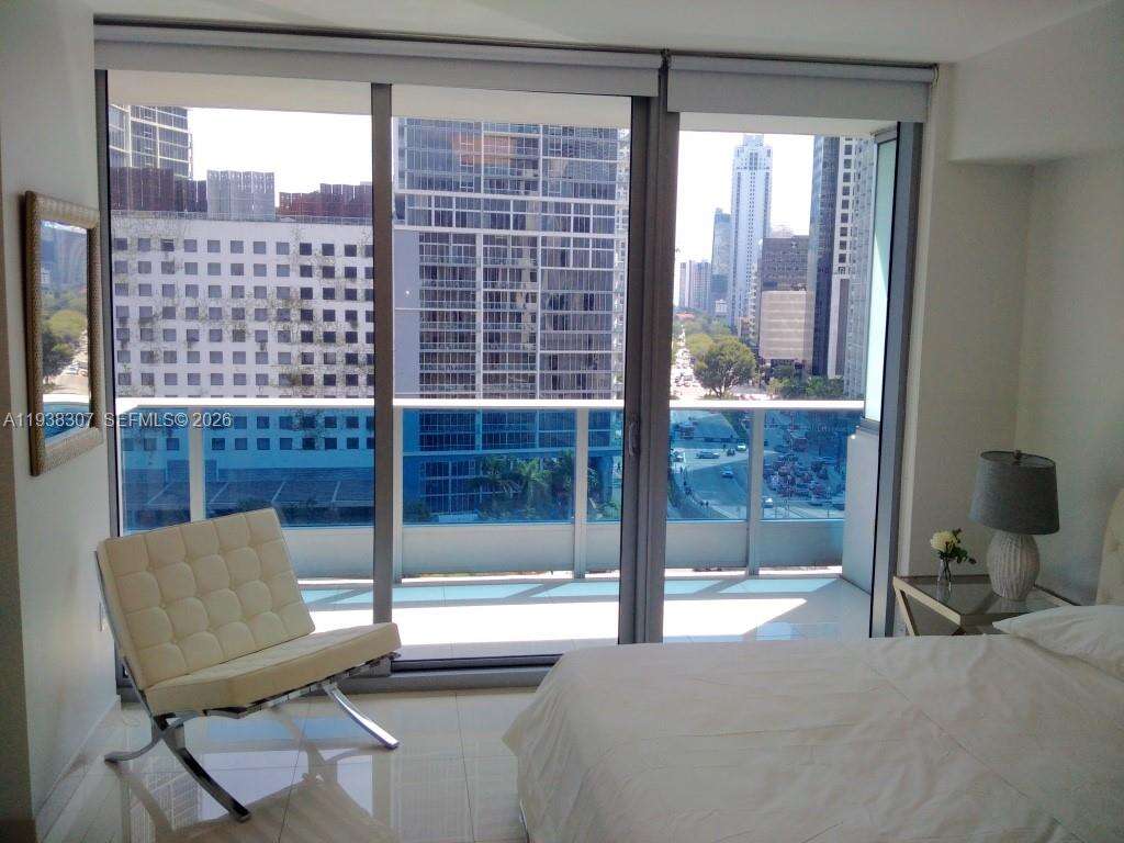 EPIC WEST - 200 Biscayne Blvd Way, Miami, FL 33131 | Picture 16