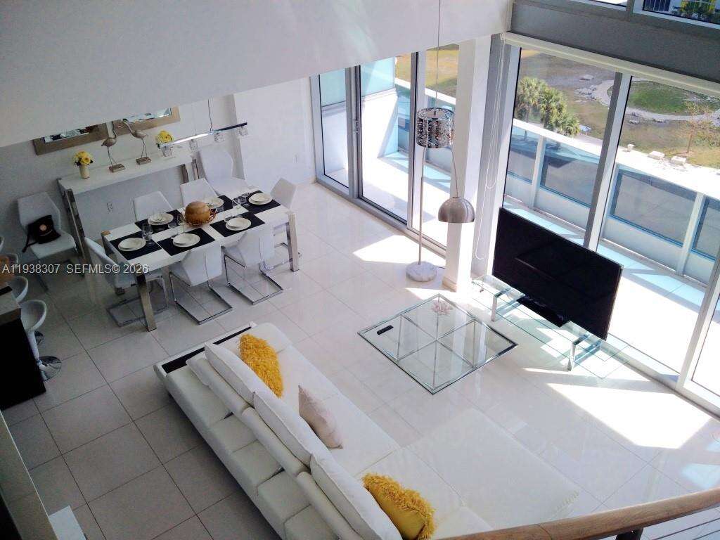 EPIC WEST - 200 Biscayne Blvd Way, Miami, FL 33131 | Picture 18