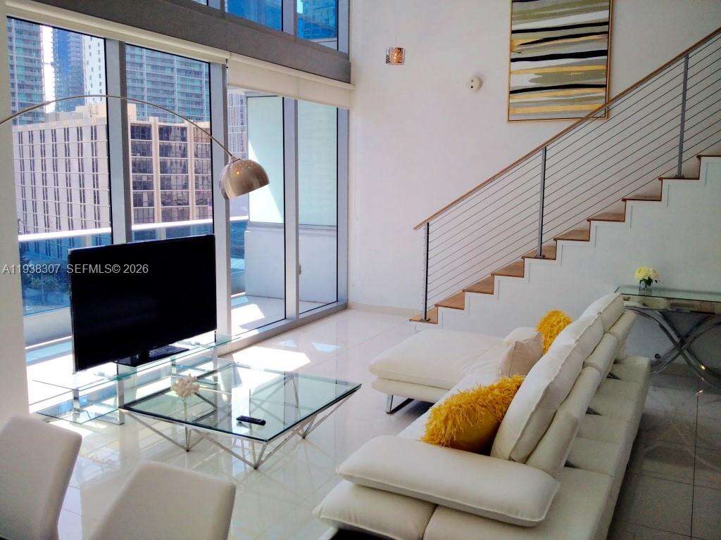 EPIC WEST - 200 Biscayne Blvd Way, Miami, FL 33131 | Picture 19