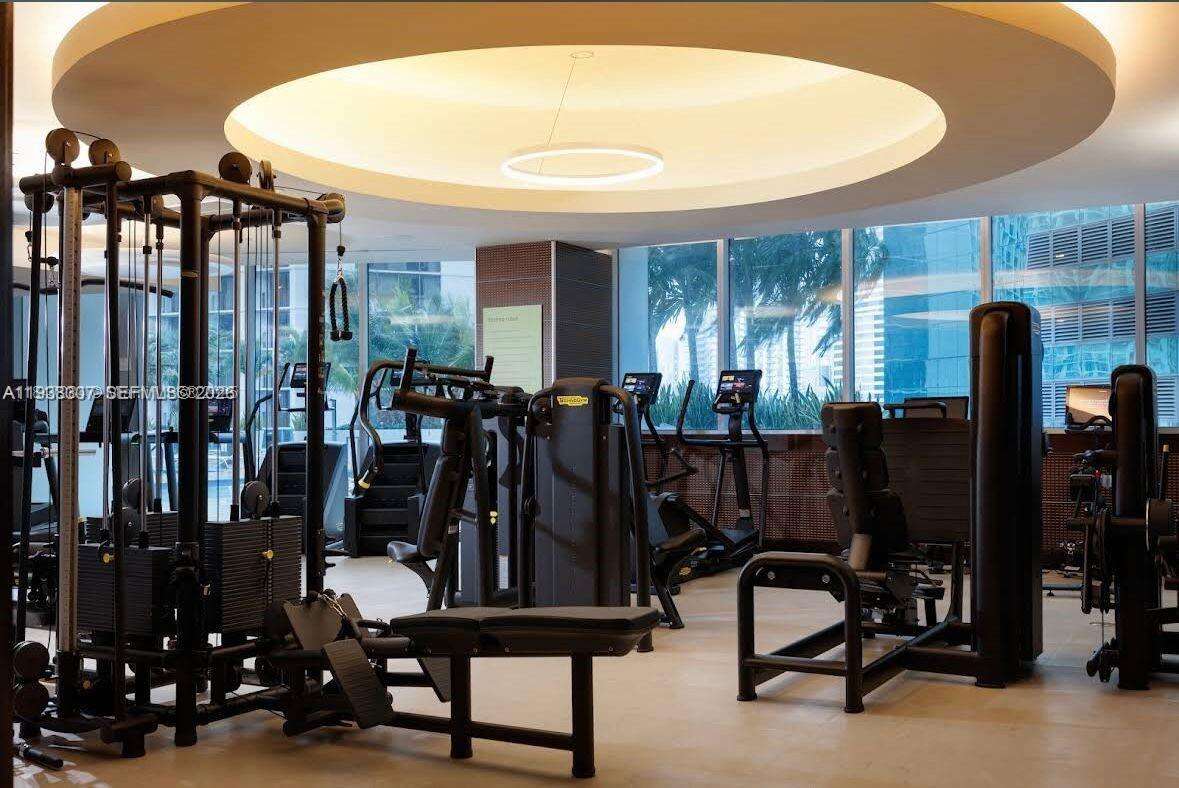 EPIC WEST - 200 Biscayne Blvd Way, Miami, FL 33131 | Picture 39