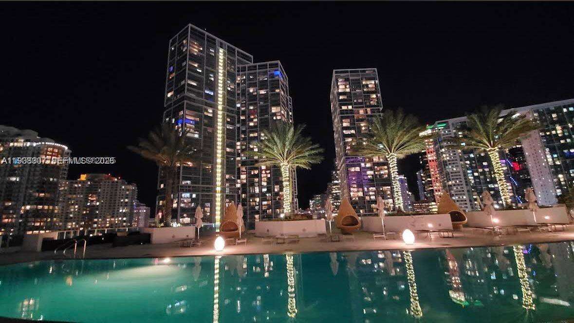 EPIC WEST - 200 Biscayne Blvd Way, Miami, FL 33131 | Picture 41