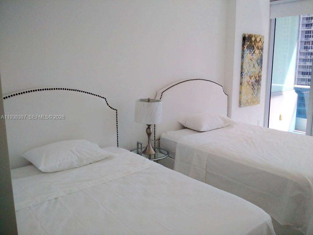 EPIC WEST - 200 Biscayne Blvd Way, Miami, FL 33131 | Picture 9