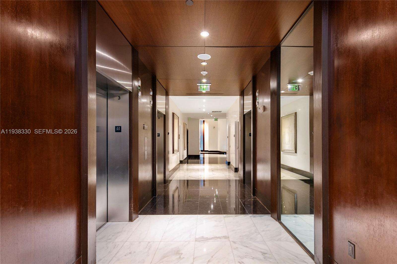 EPIC WEST - 200 Biscayne Blvd Way, Miami, FL 33131 | Picture 20