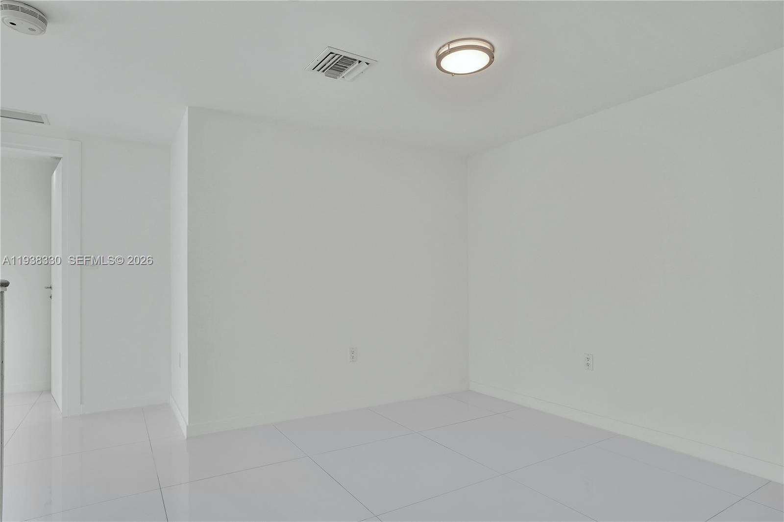 EPIC WEST - 200 Biscayne Blvd Way, Miami, FL 33131 | Picture 27