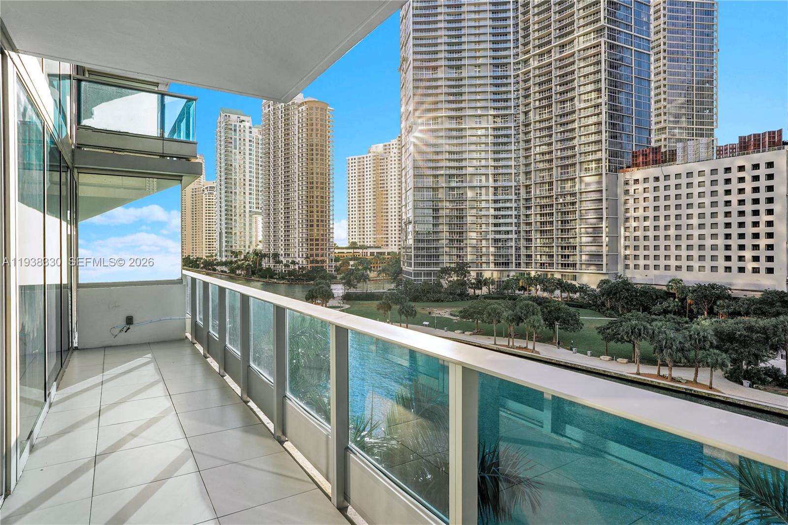 EPIC WEST - 200 Biscayne Blvd Way, Miami, FL 33131 | Picture 42