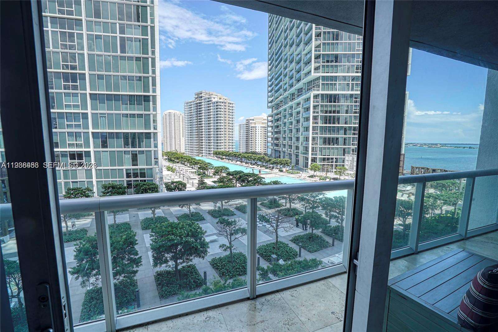 Icon Brickell 3 at 485 Brickell Ave, Miami, FL 33131 - For Sale photo 11