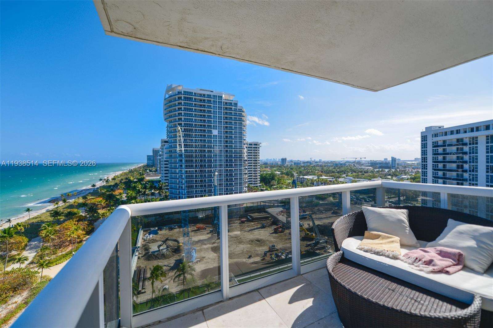 HARBOUR HOUSE - 10275 Collins Ave, Bal Harbour, FL 33154 | Picture 12