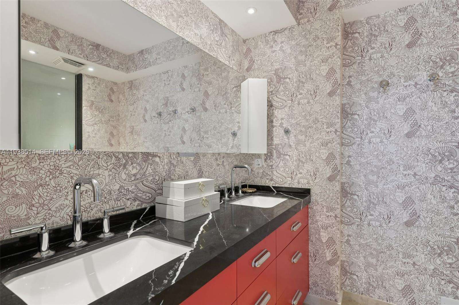 HARBOUR HOUSE - 10275 Collins Ave, Bal Harbour, FL 33154 | Picture 34