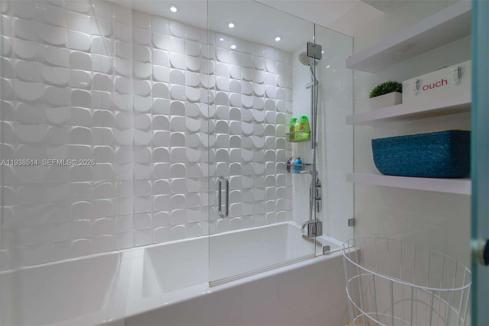 HARBOUR HOUSE - 10275 Collins Ave, Bal Harbour, FL 33154 | Picture 48