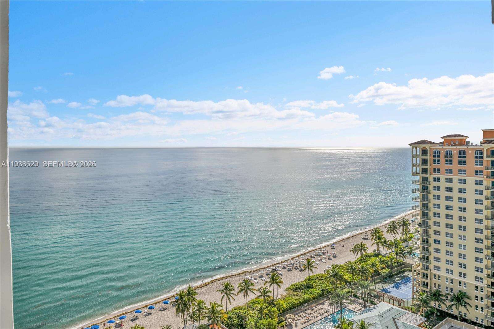 Parker Plaza at 2030 Ocean Dr, Hallandale Beach, FL 33009 - For Sale photo 3