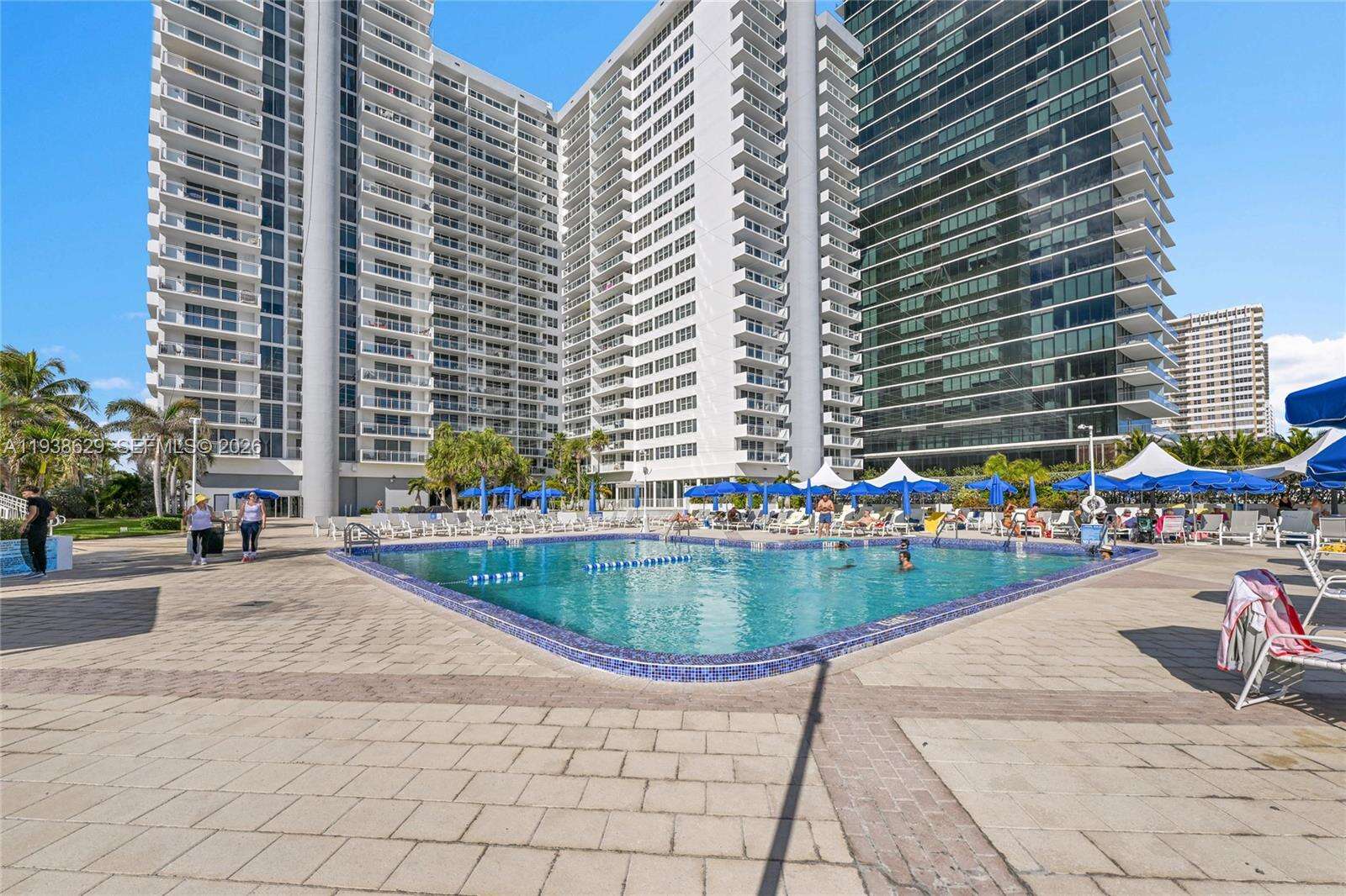 Parker Plaza at 2030 Ocean Dr, Hallandale Beach, FL 33009 - For Sale photo 30