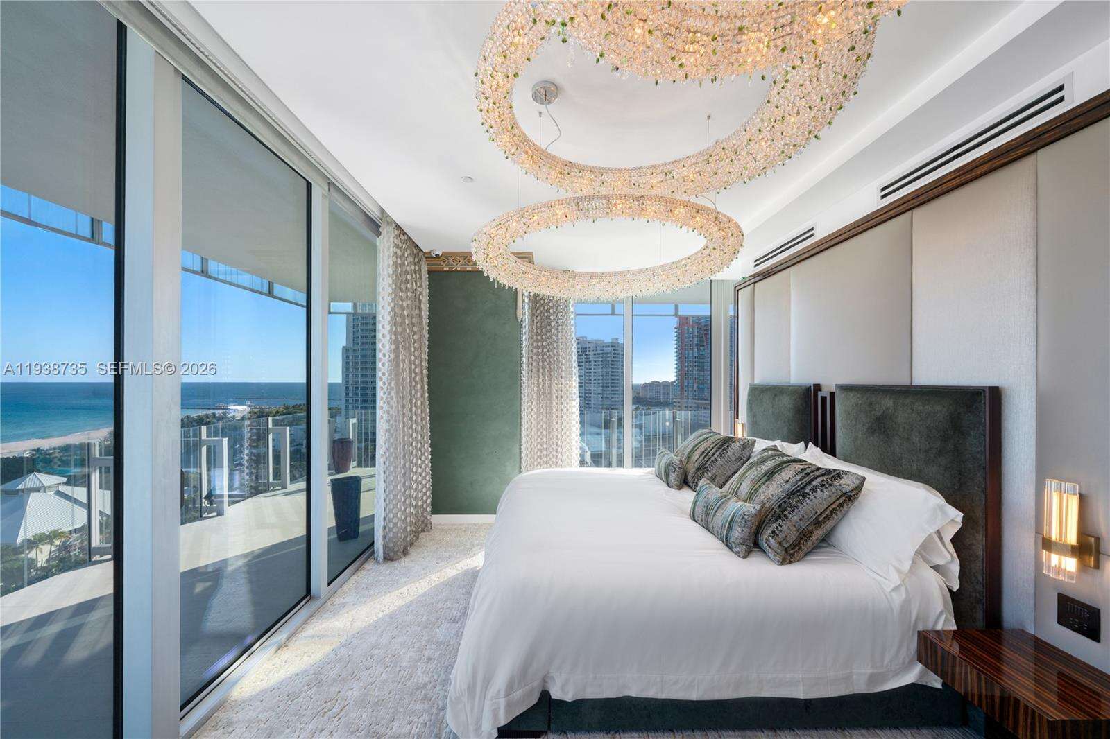 GLASS 120 - 120 Ocean Dr, Miami Beach, FL 33139 | Picture 15